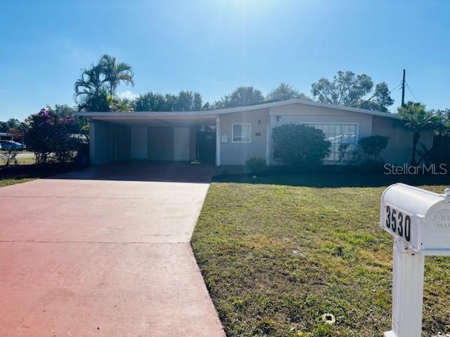3530 Schwalbe Dr., Sarasota, FL 34235