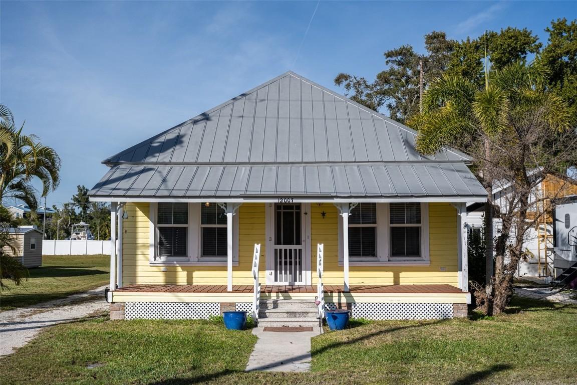 12007 45th Ave., Cortez, FL 34215