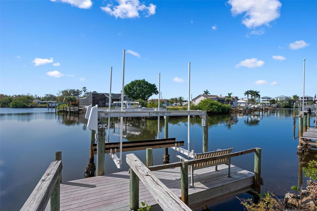 1503 Marlin St., Nokomis, FL 34275