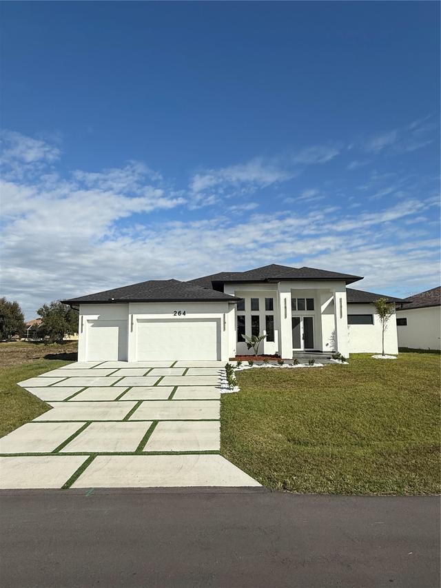 264 W Pine Valley Ln., Rotonda West, FL 33947