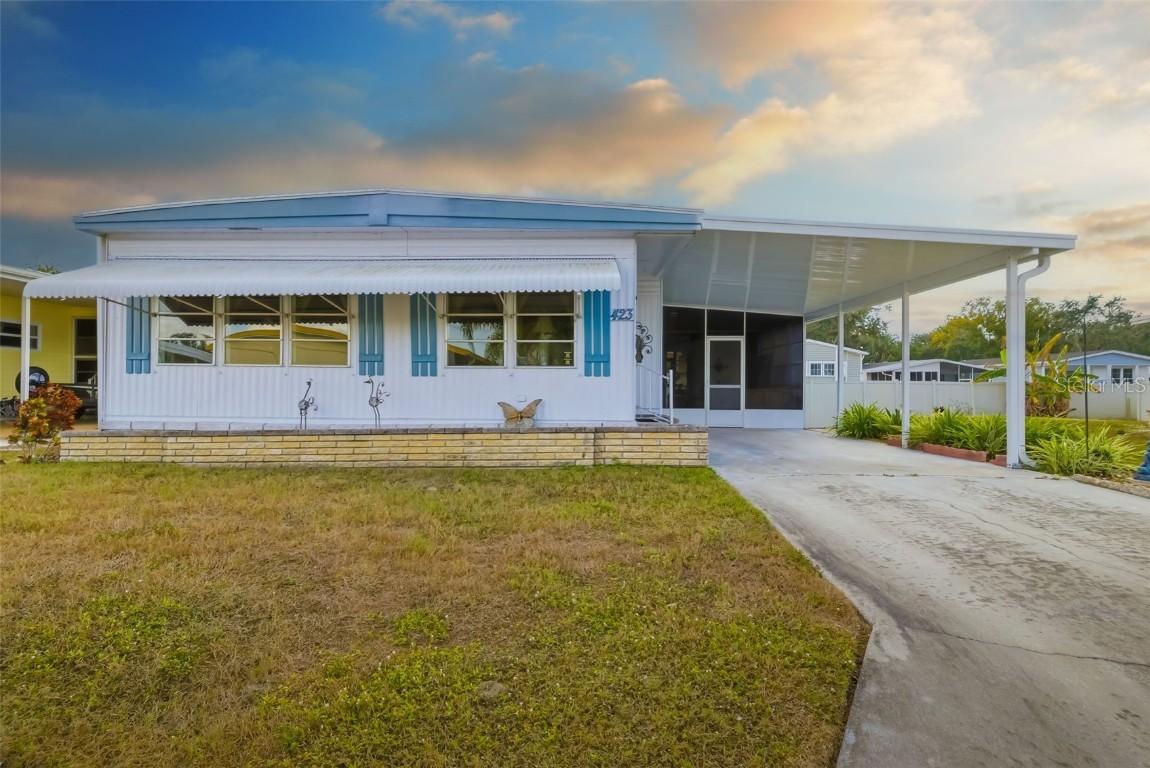 5619 Bayshore Rd. #423, Palmetto, FL 34221