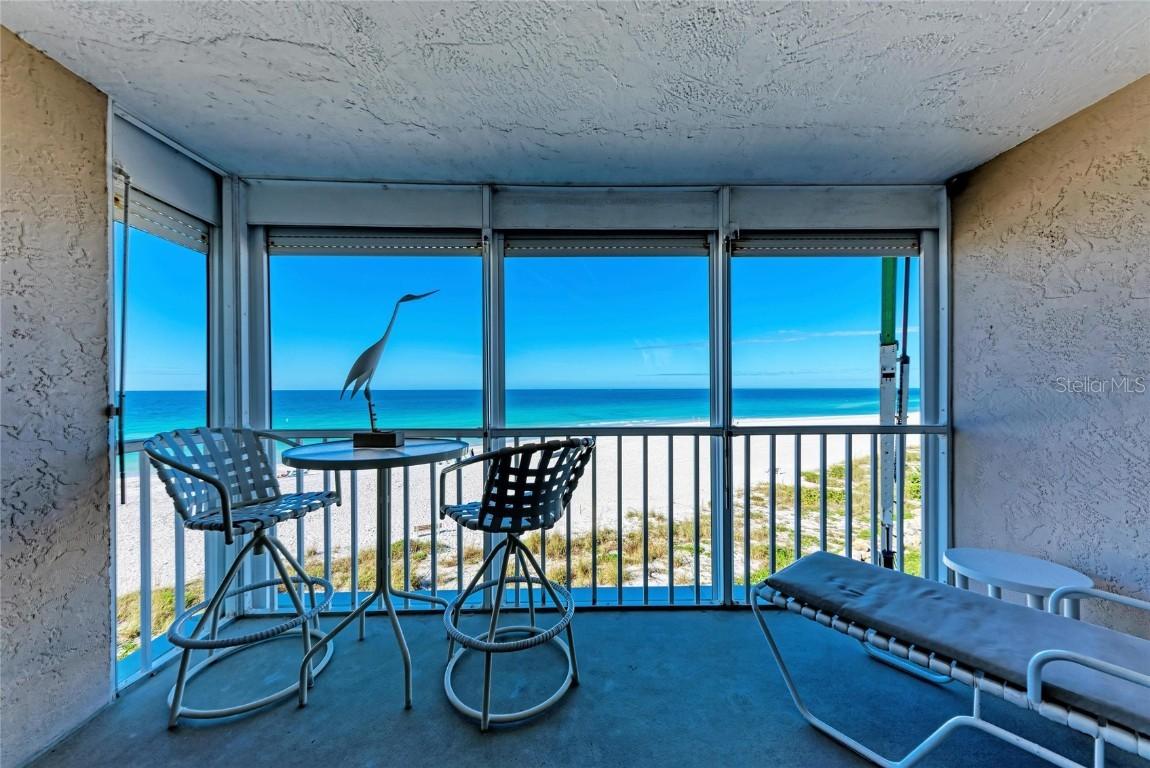 5200 Gulf Dr. #302, Holmes Beach, FL 34217