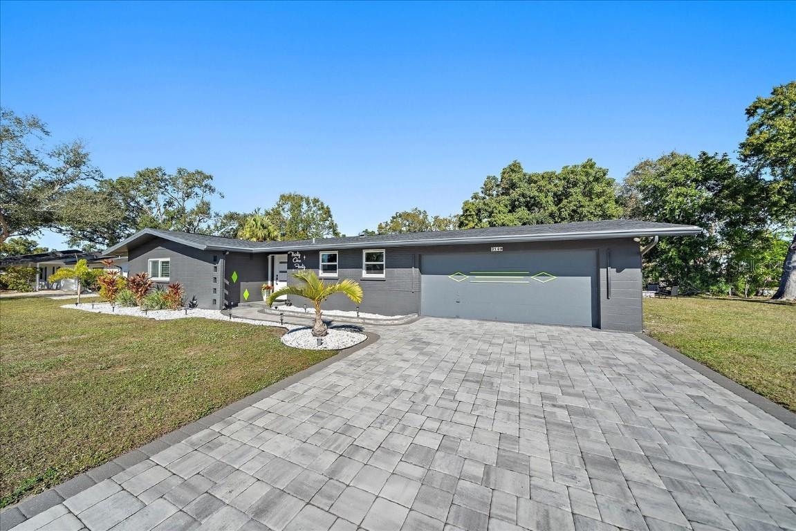 3149 Homasassa Rd., Sarasota, FL 34239