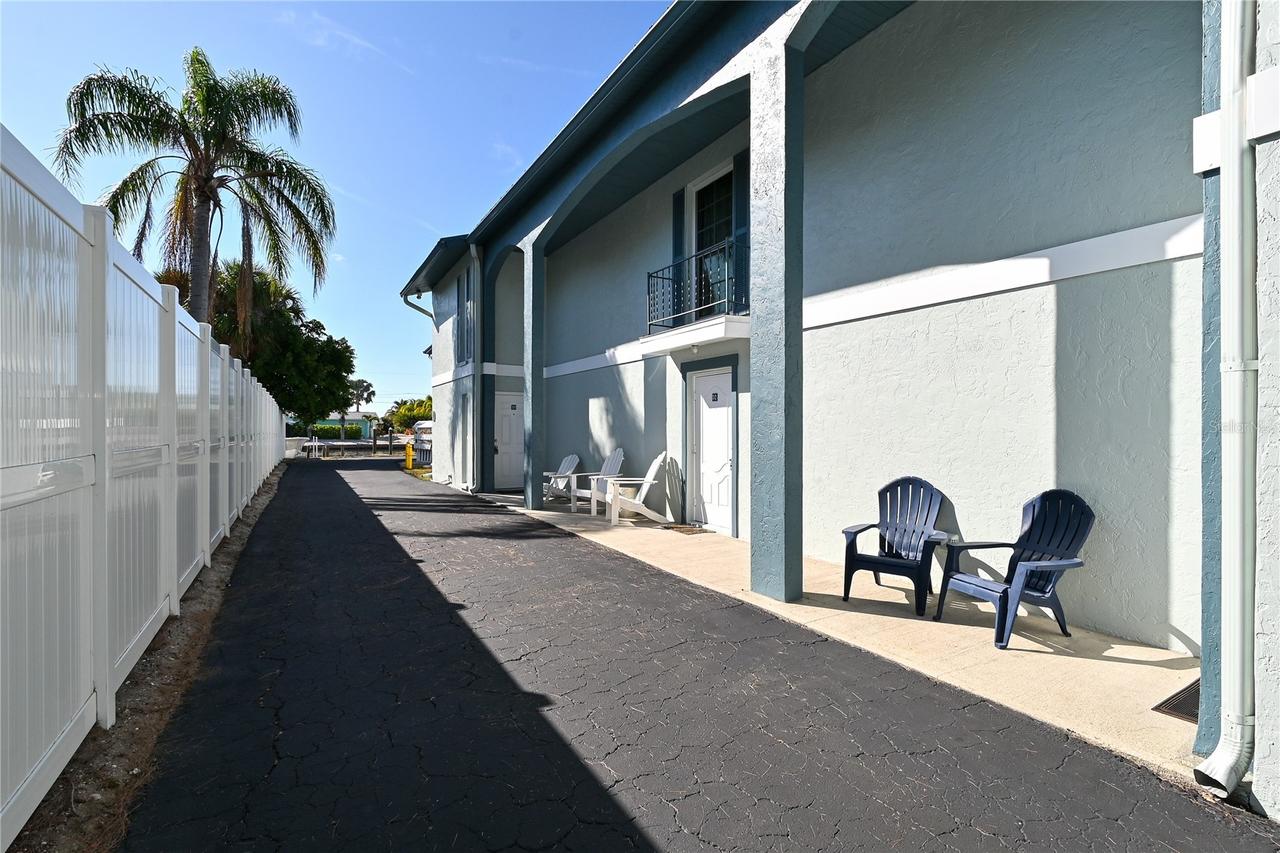 10125 W Manatee Ave. #D2, Bradenton, FL 34209
