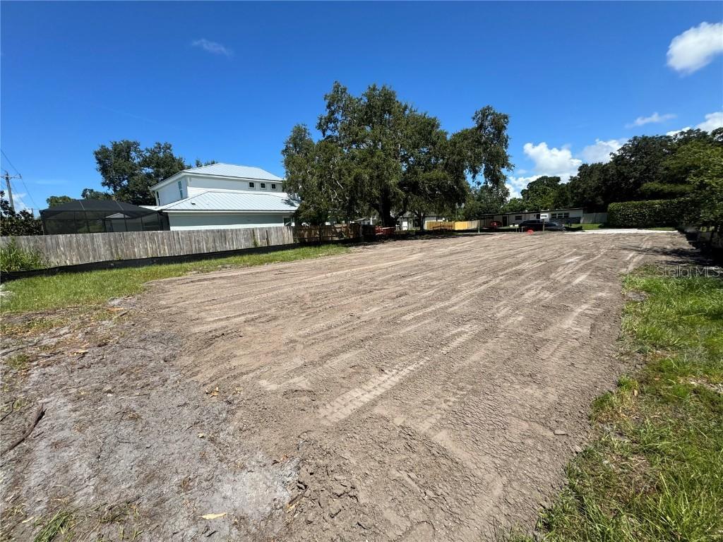 2494 S Milmar Dr., Sarasota, FL 34237