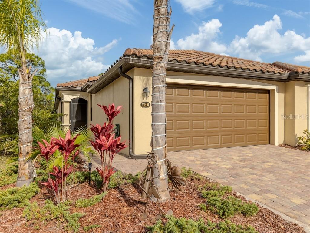 12391 Amica Loop, Venice, FL 34293