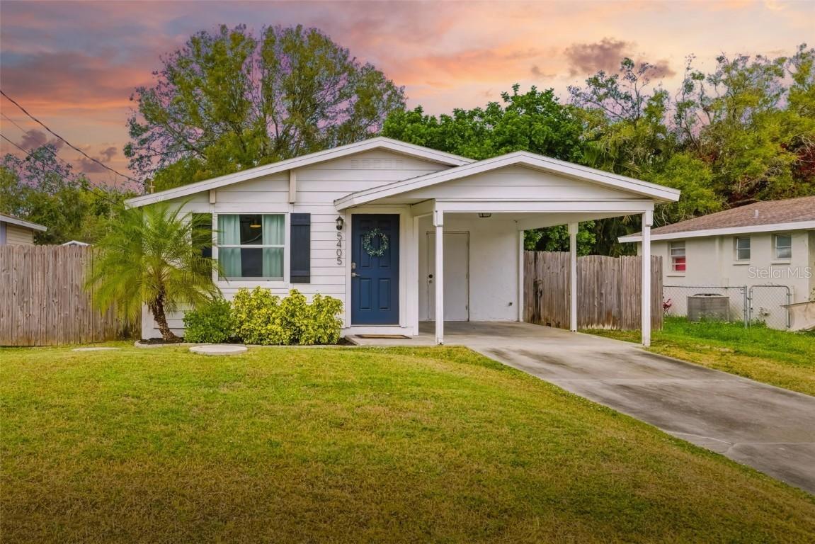 5405 Kensington St., Sarasota, FL 34232