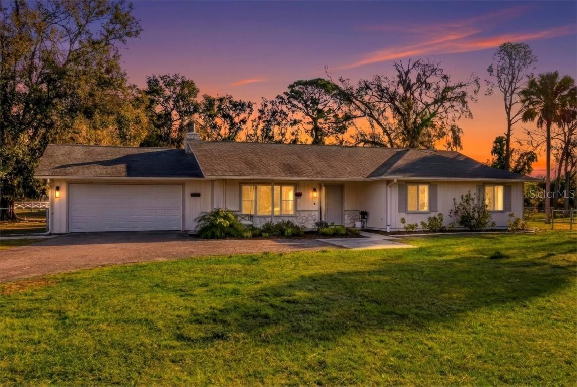 6812 41st Ave., Bradenton, FL 34208