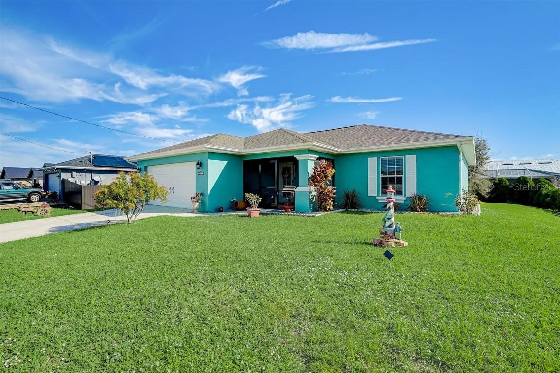 3023 NW 2nd Pl., Cape Coral, FL 33993