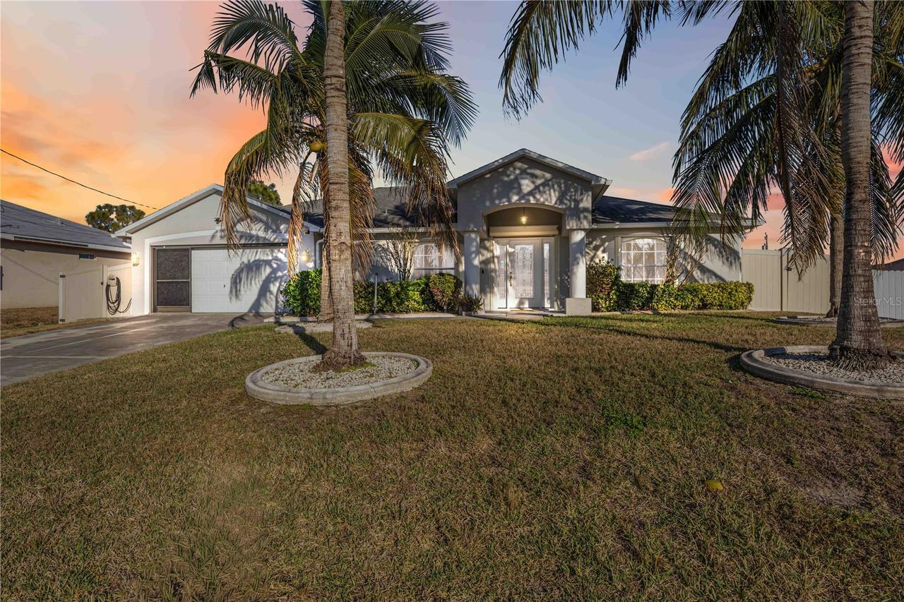 925 NE 4th Ave., Cape Coral, FL 33909
