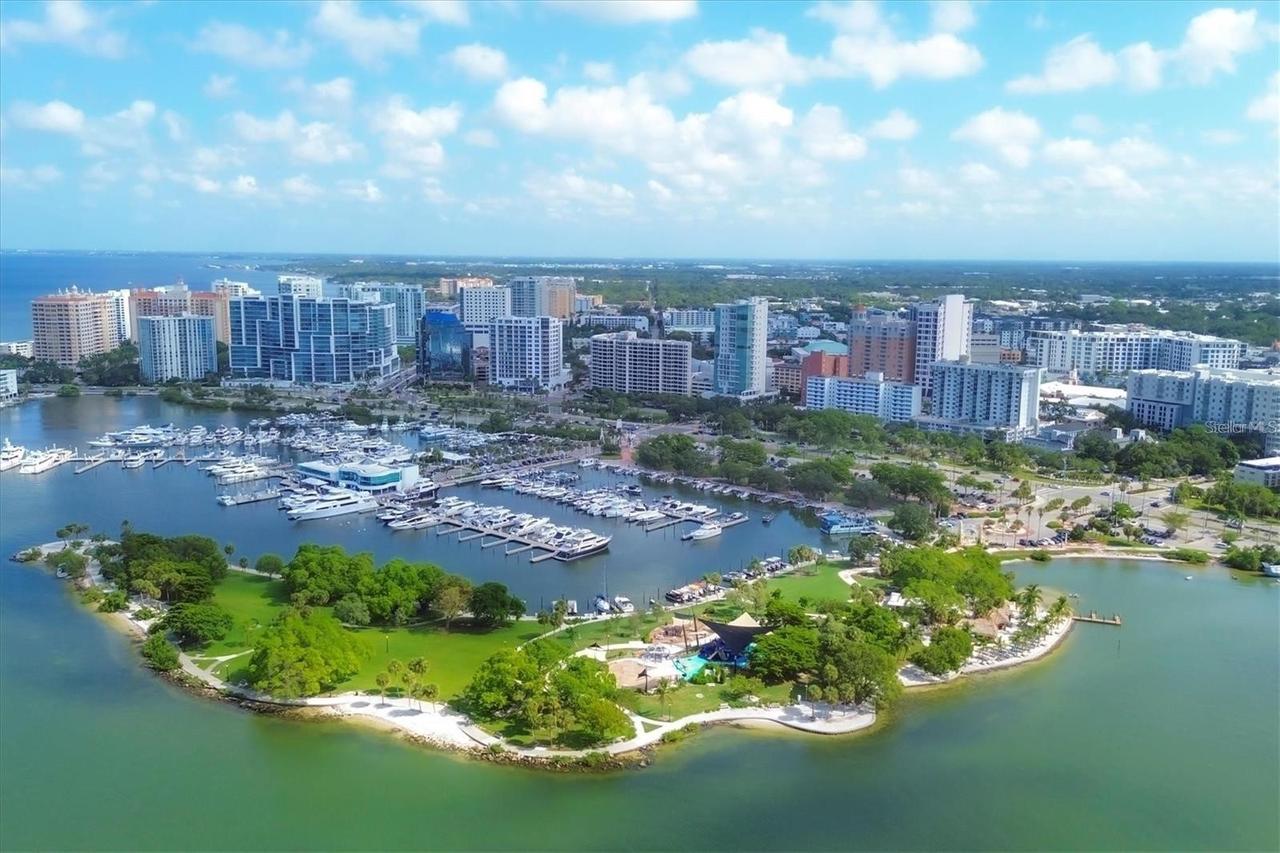 101 S Gulfstream Ave. #9A, Sarasota, FL 34236