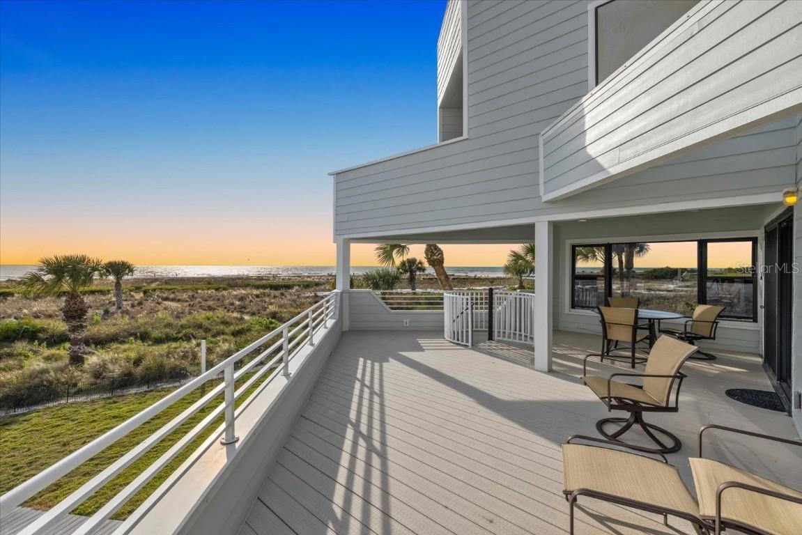 216 Tenacity Ln., Sarasota, FL 34242