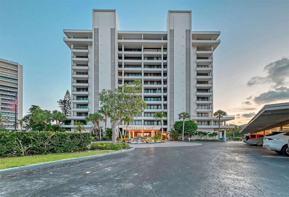 5300 Ocean Blvd. #202, Sarasota, FL 34242