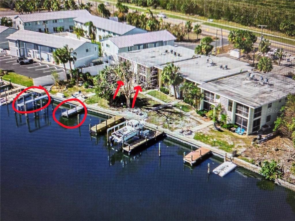 10215 Manatee Ave W #1 + 2, Bradenton, FL 34209