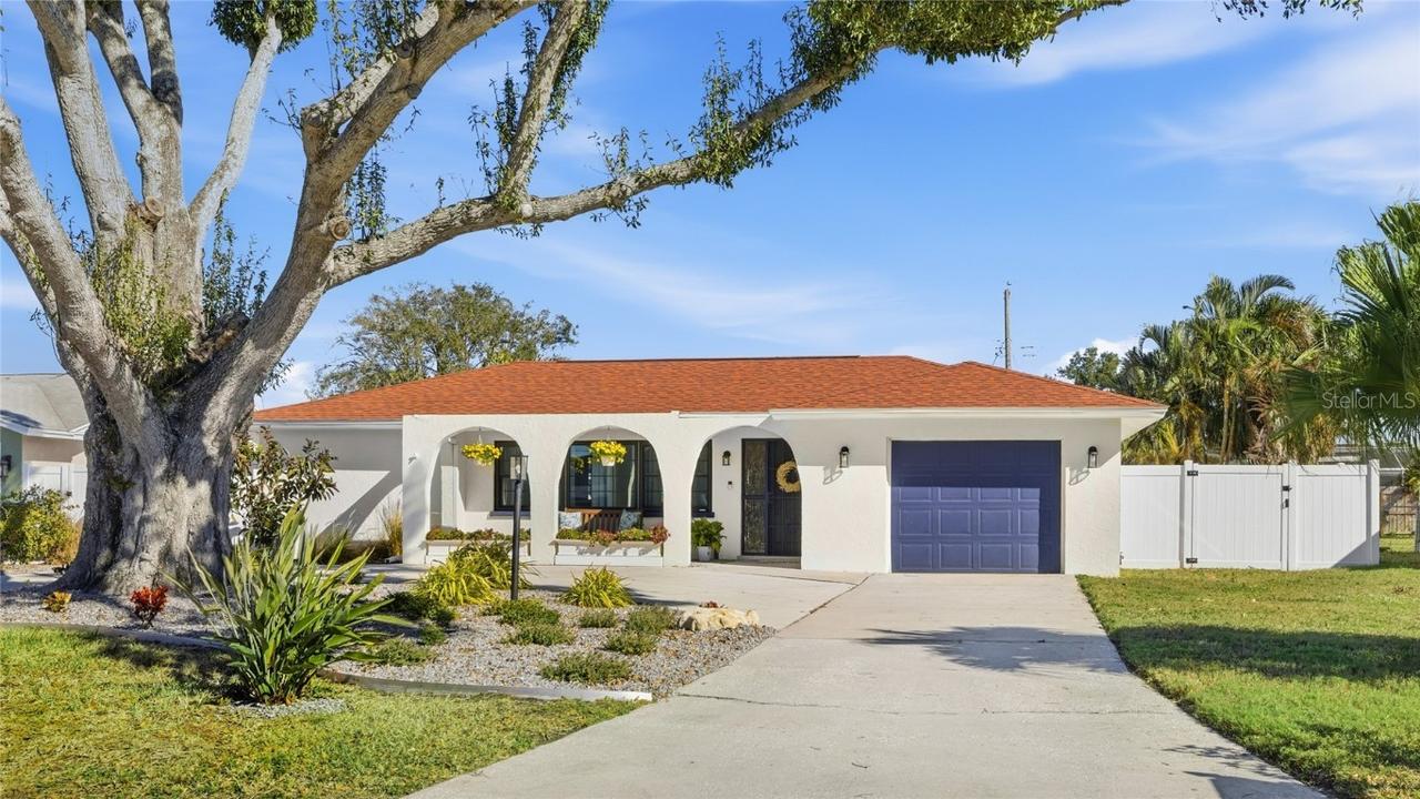 403 61st St., Bradenton, FL 34209