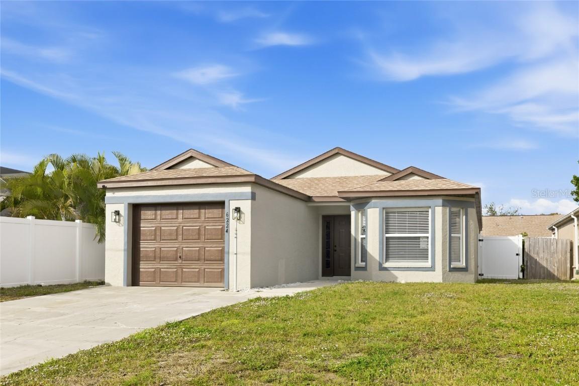 6224 W 40th Ave., Bradenton, FL 34209