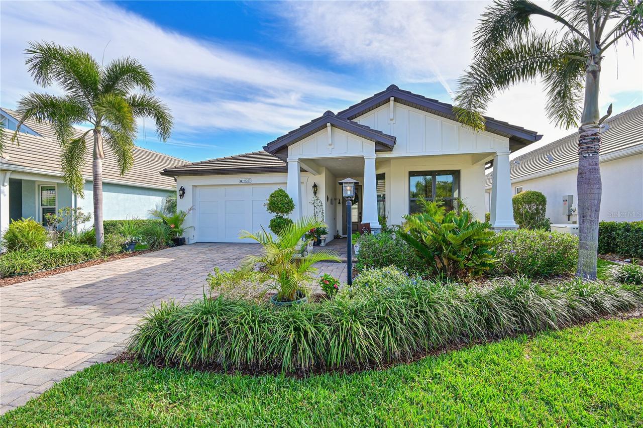 8023 Sandstar Way, Sarasota, FL 34240