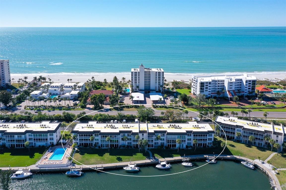 4360 Chatham Dr. #305, Longboat Key, FL 34228
