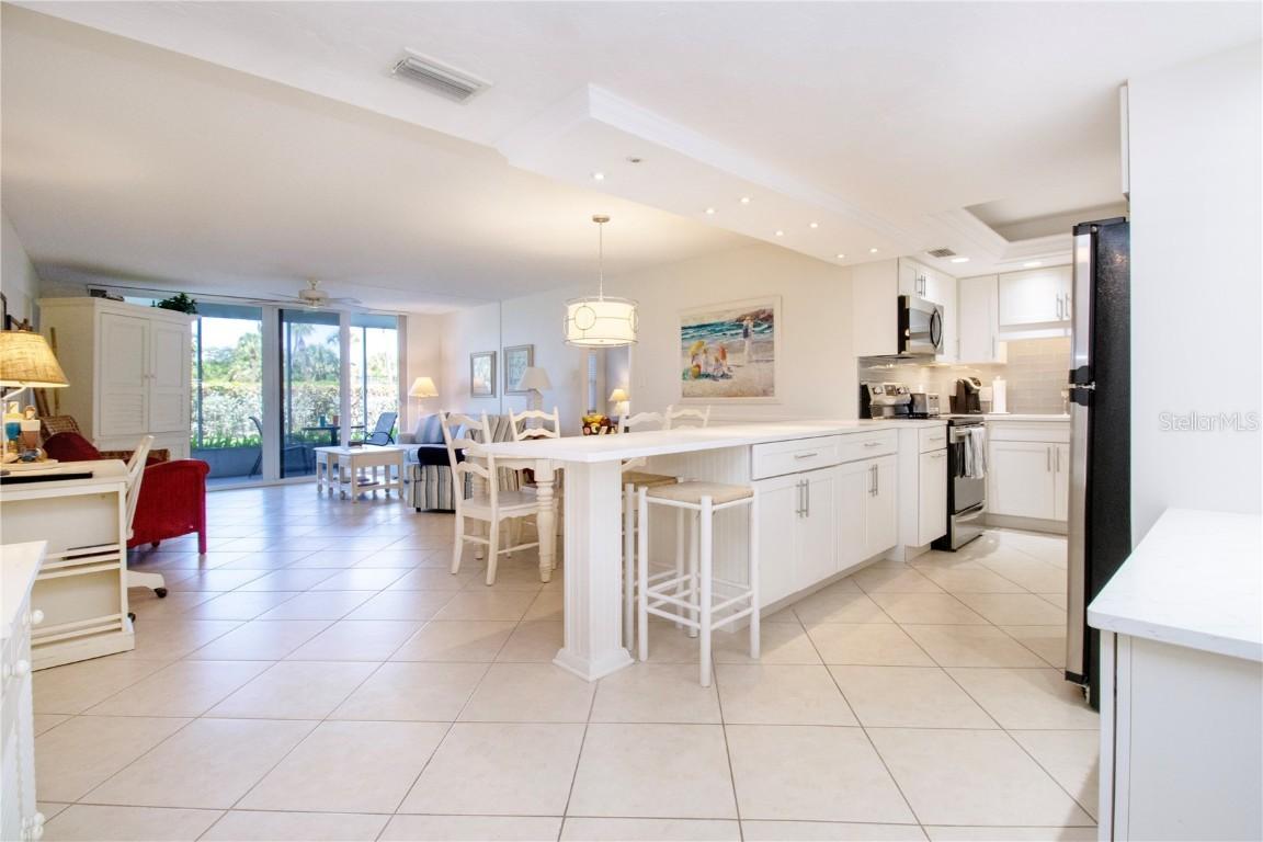 6300 Midnight Pass Rd. #110, Sarasota, FL 34242