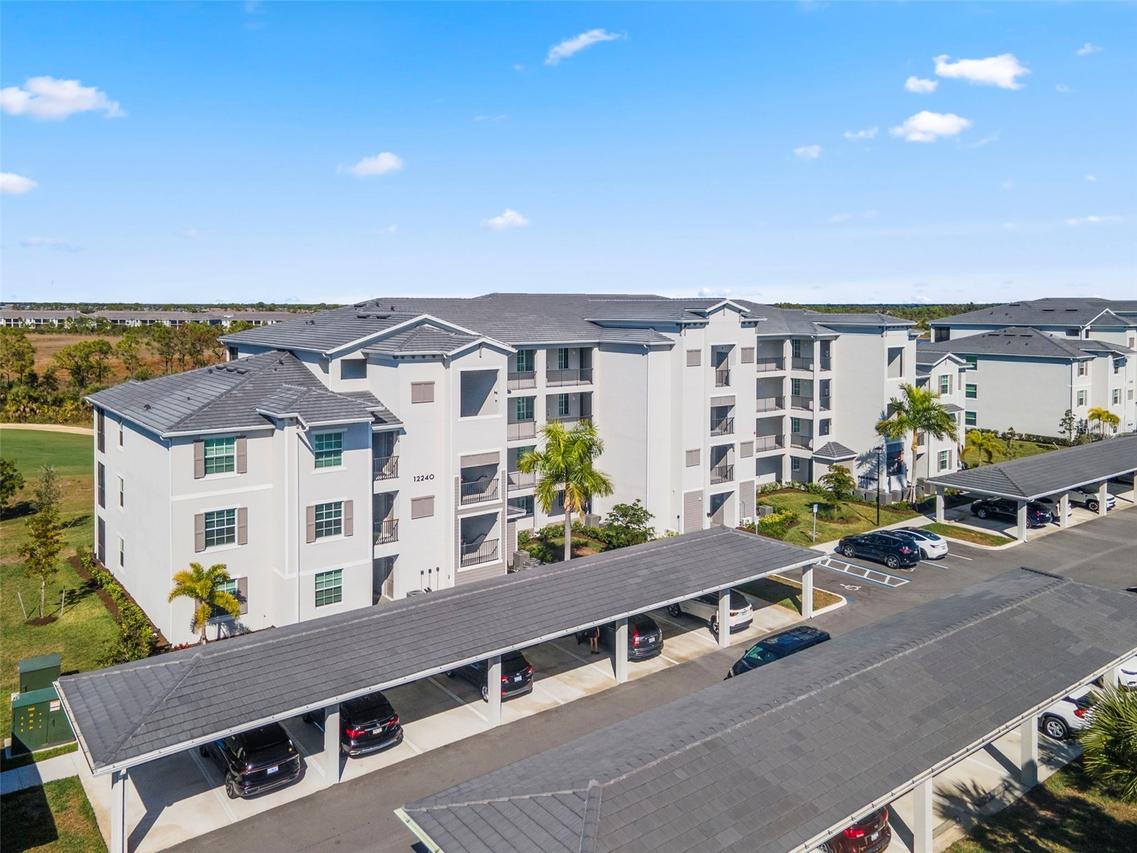 12240 Wellen Golf St. #104, Venice, FL 34293