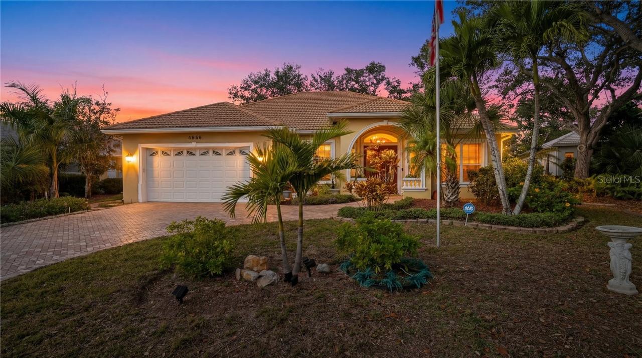4840 Jacaranda Heights Dr, Venice, FL 34293