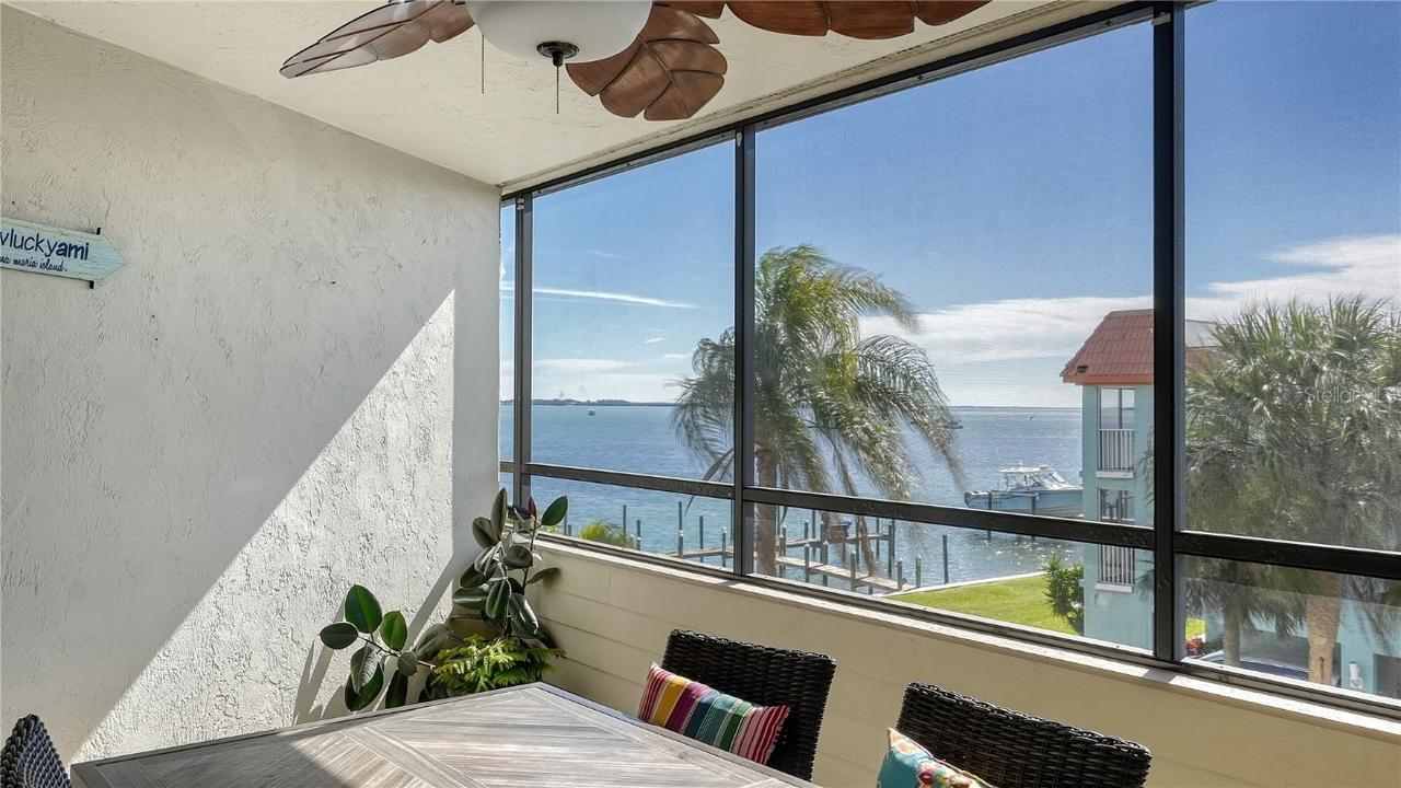 108 9th St. #E, Bradenton Beach, FL 34217