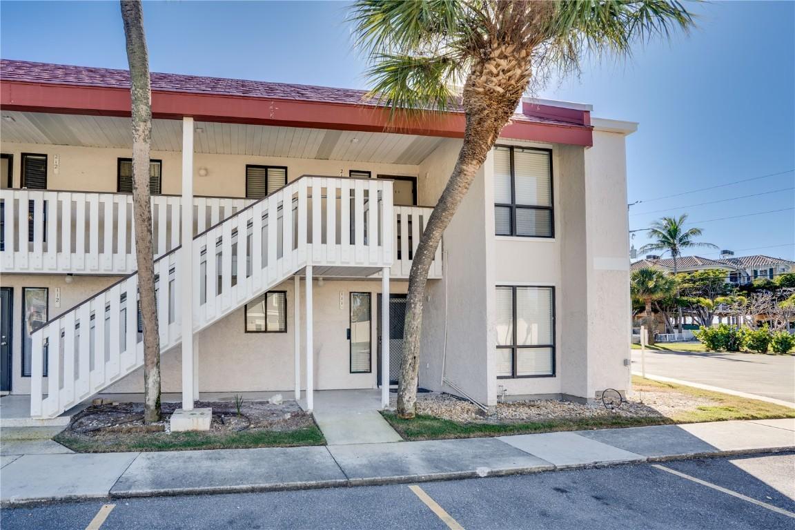1801 Gulf Dr. #211, Bradenton Beach, FL 34217