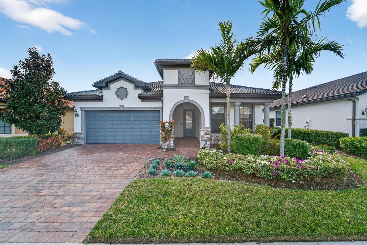 5737 Bay Pine Way, Sarasota, FL 34238