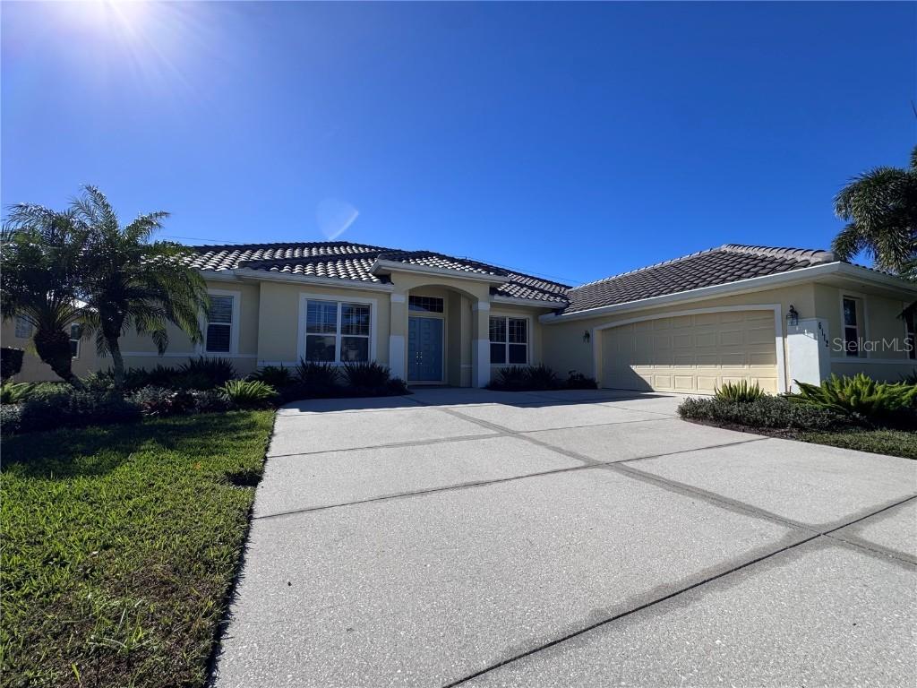 6112 Saddlehorn Ave., Sarasota, FL 34243