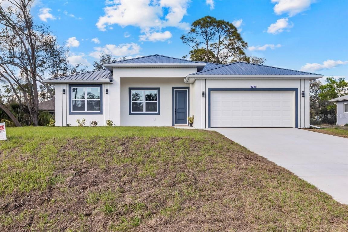 4240 Adelaide Ave., North Port, FL 34288