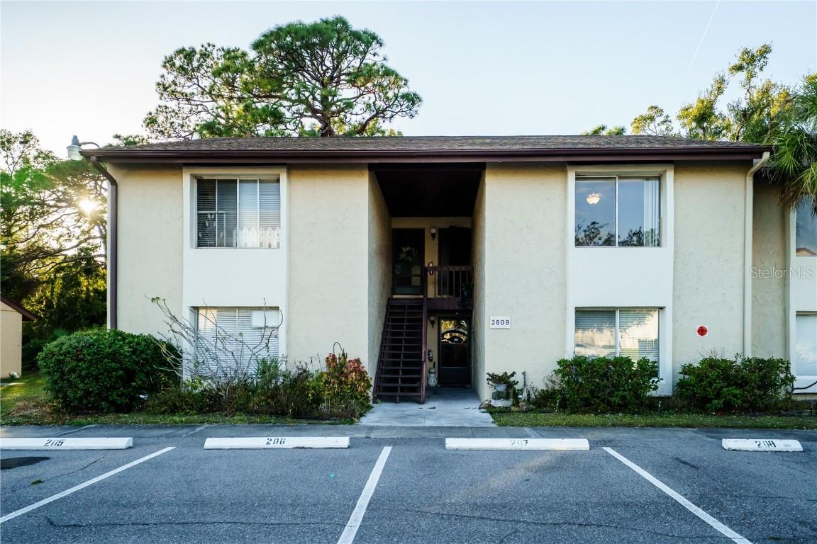 2609 Pine Lake Ter. #D, Sarasota, FL 34237