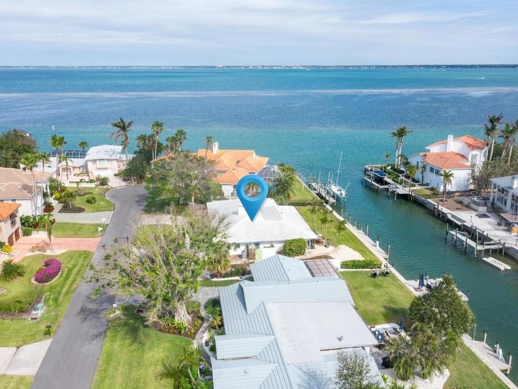 548 Ketch Ln., Longboat Key, FL 34228