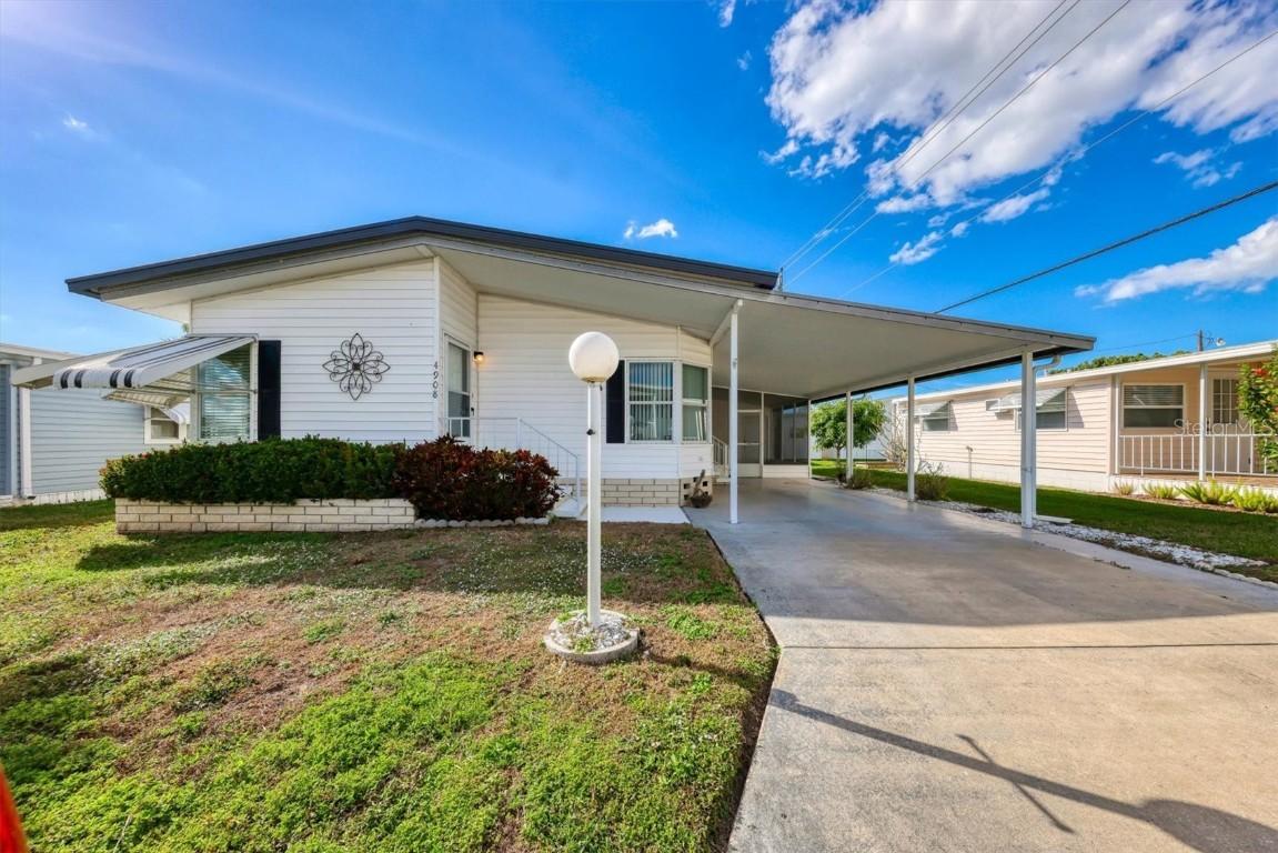 4908 6th B St., Bradenton, FL 34203