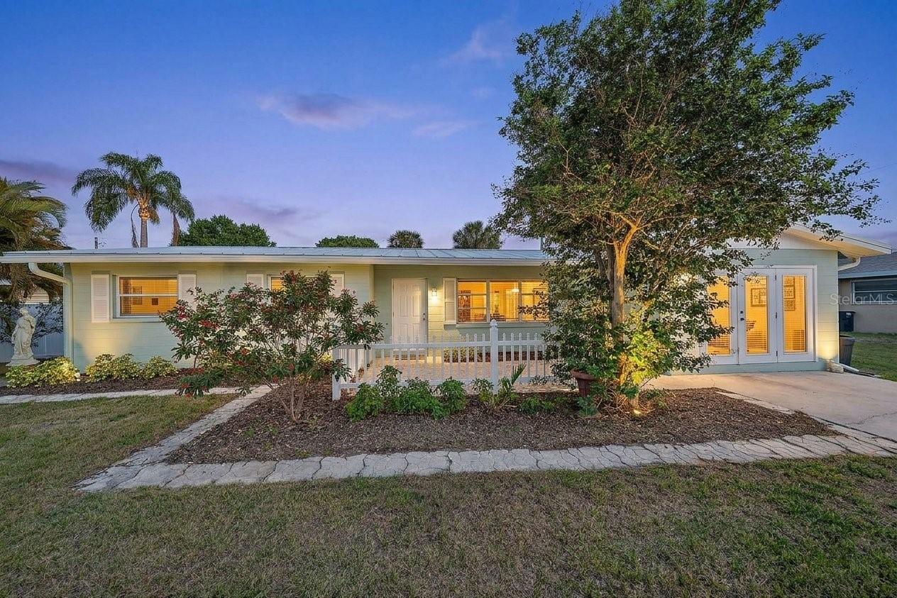 2534 Waneta Dr., Sarasota, FL 34231