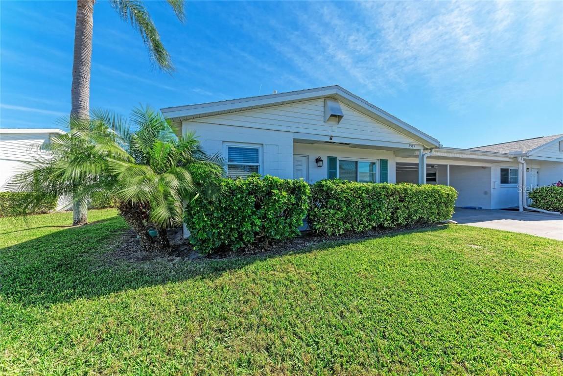 5992 Coral Way, Bradenton, FL 34207