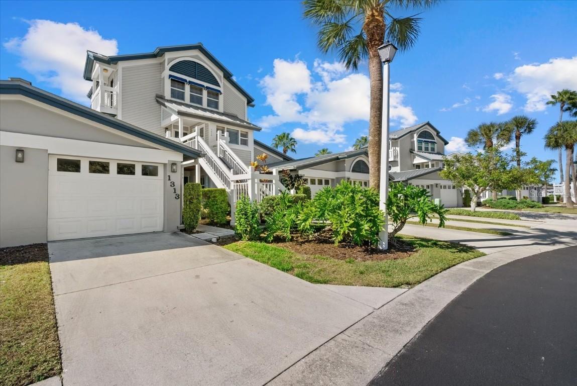 1313 Siesta Bayside Dr. #1313D, Sarasota, FL 34242