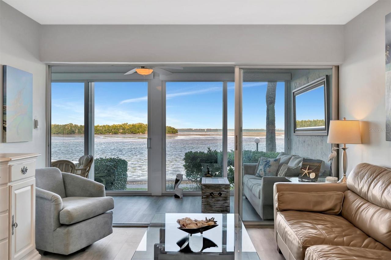 4310 Falmouth Dr. #102, Longboat Key, FL 34228