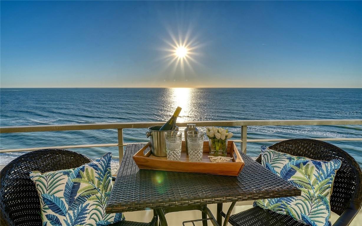 1750 Benjamin Franklin Dr. #9C, Sarasota, FL 34236