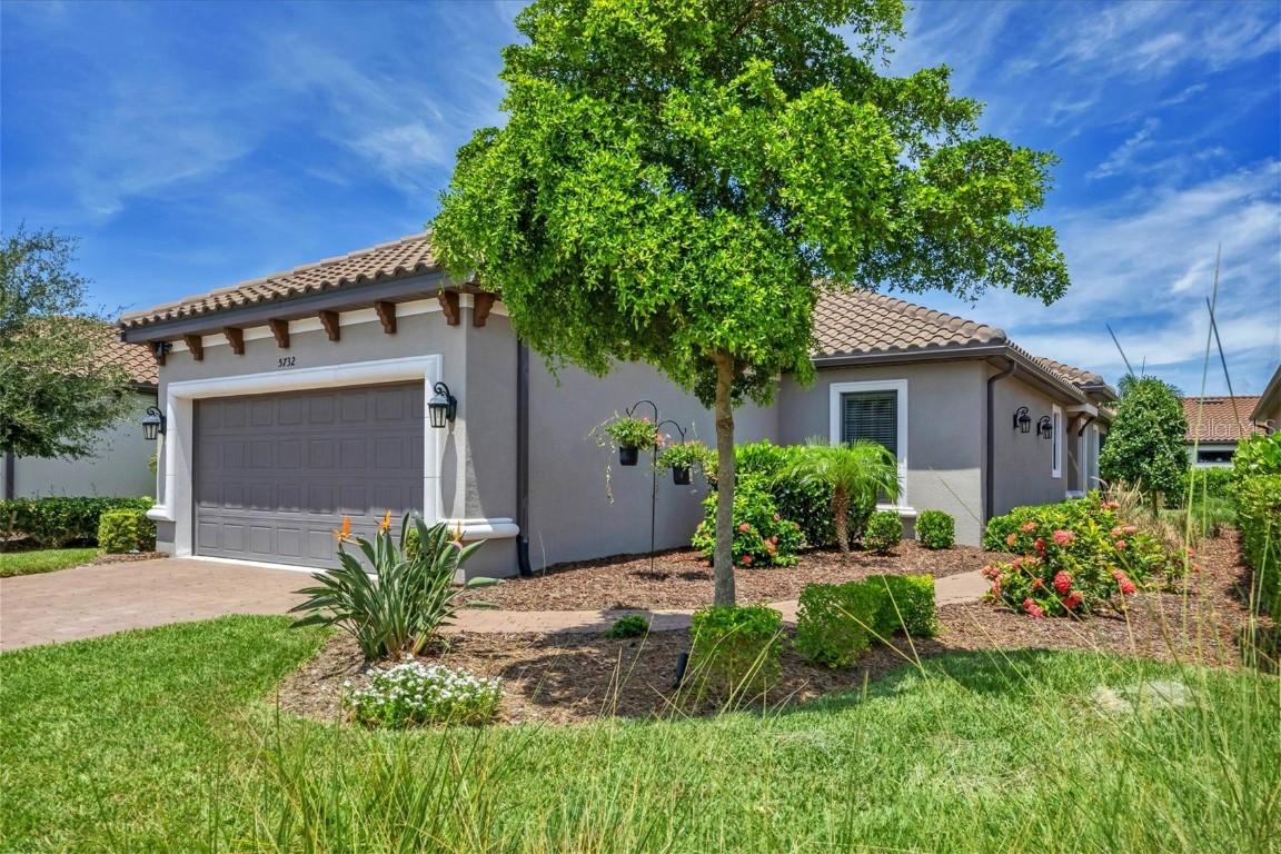 5732 Puccini St., Nokomis, FL 34275