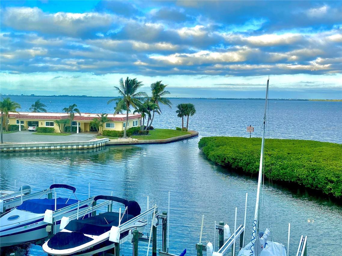 4960 Gulf Of Mexico Dr. #206, Longboat Key, FL 34228