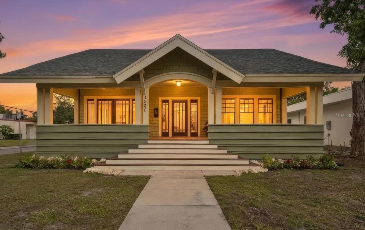 1550 3rd Ave., Bradenton, FL 34205