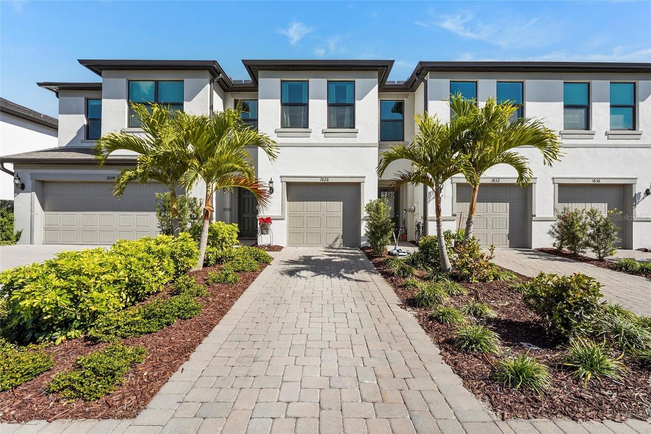1828 Vanora Ln., Sarasota, FL 34240