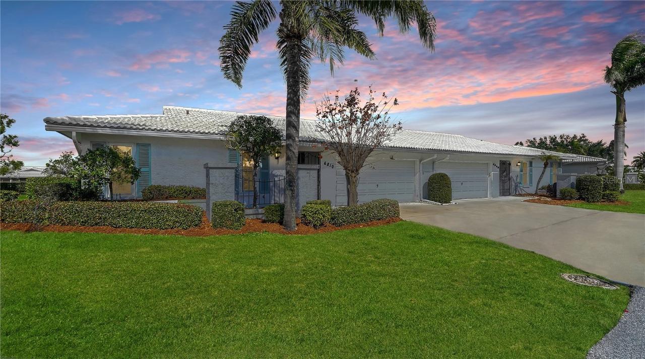 6810 9th Ave., Bradenton, FL 34209