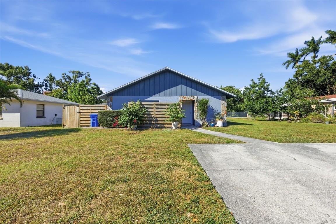 1524 & 1528 28th St., Bradenton, FL 34205