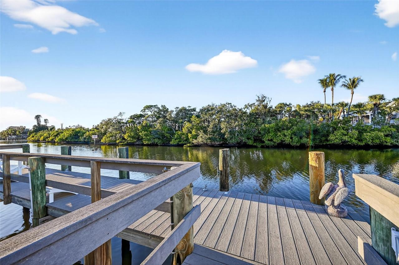 5424 America Dr., Sarasota, FL 34231