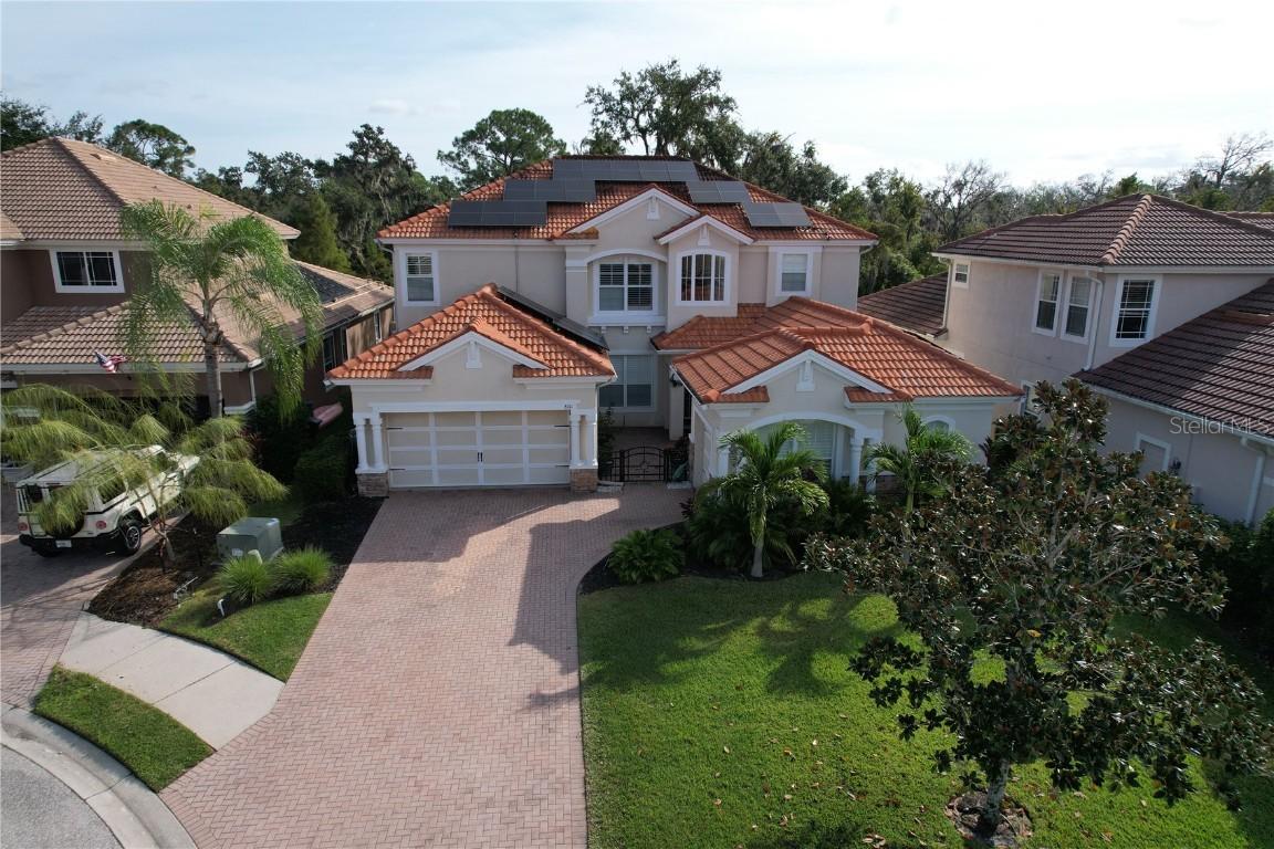 8111 Santa Rosa Ct., Sarasota, FL 34243