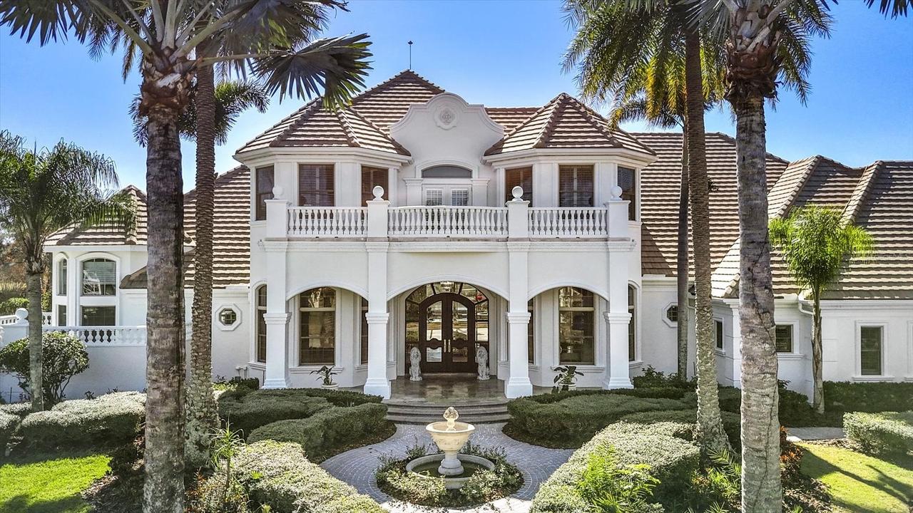 7028 Portmarnock Pl., Lakewood Ranch, FL 34202