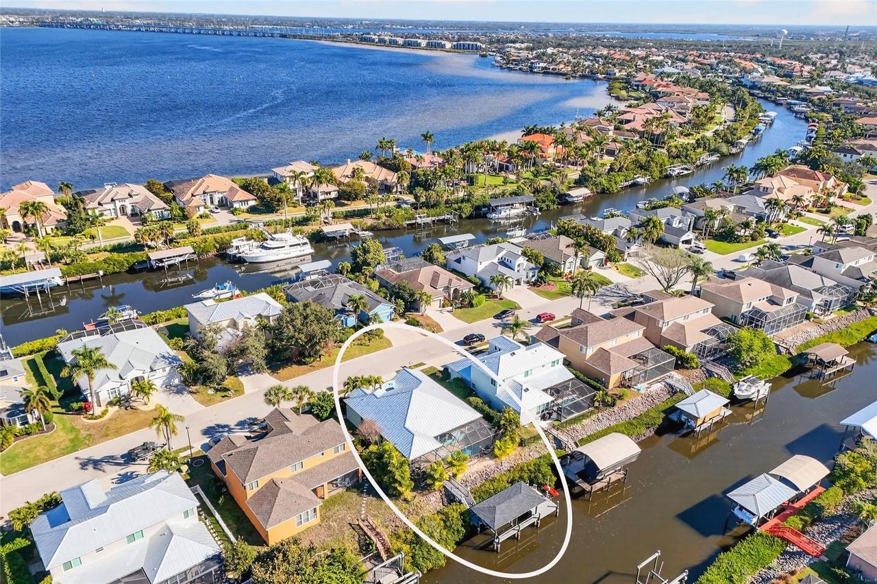 3712 5th Ave., Bradenton, FL 34208