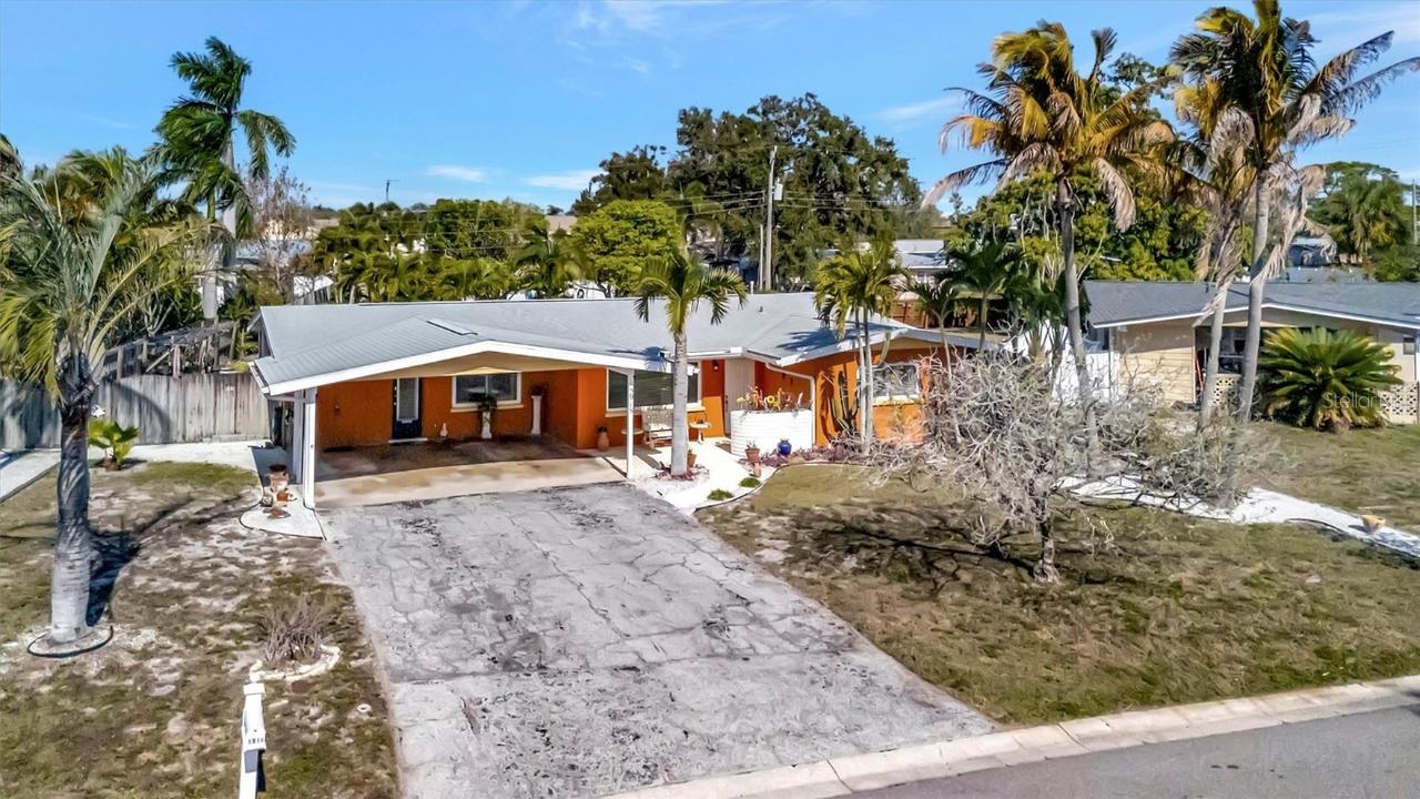 5918 8th Avenue Dr., Bradenton, FL 34209