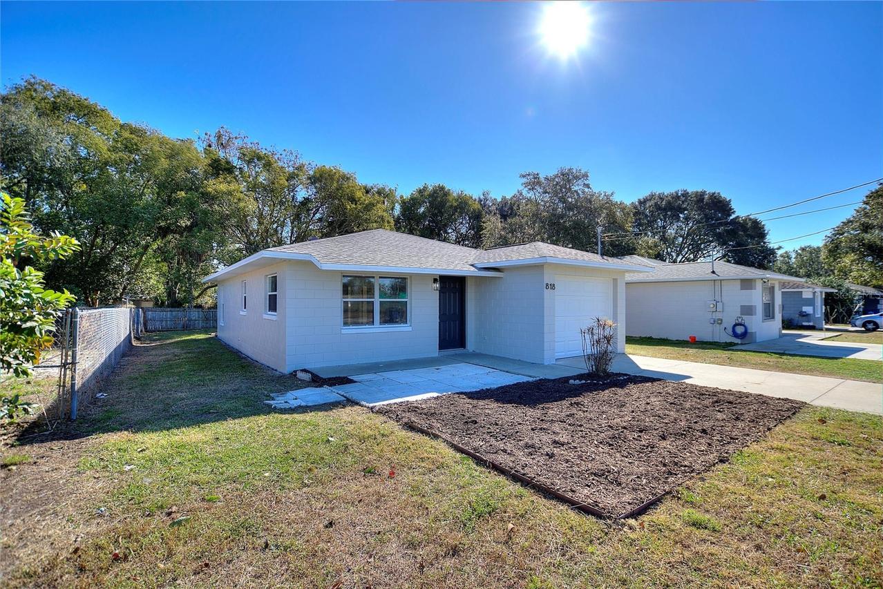 818 N Joanna Ave., Tavares, FL 32778